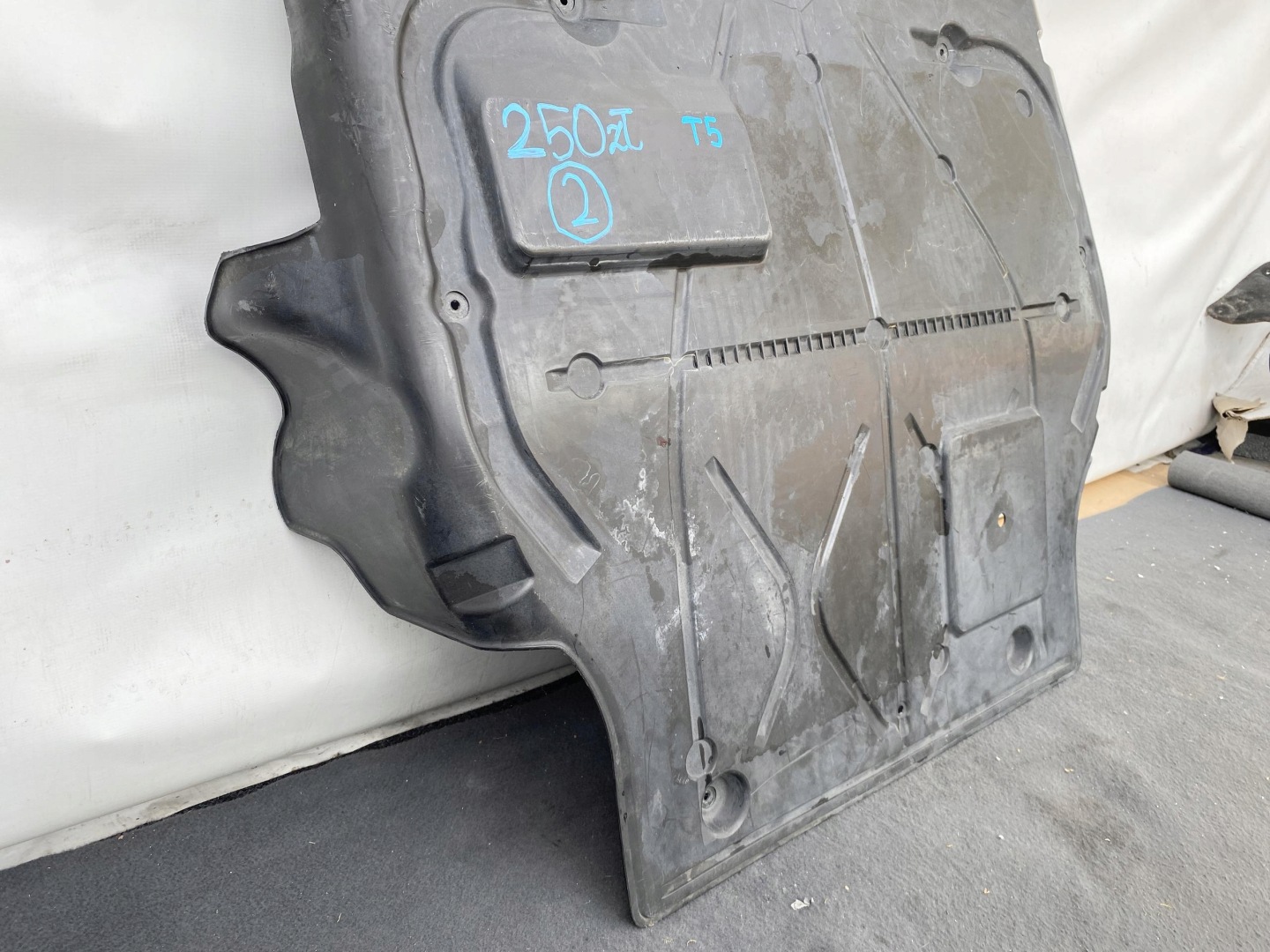VW TRANSPORTER T5 LIFT MULTIVAN 09- cover lower below engine originál