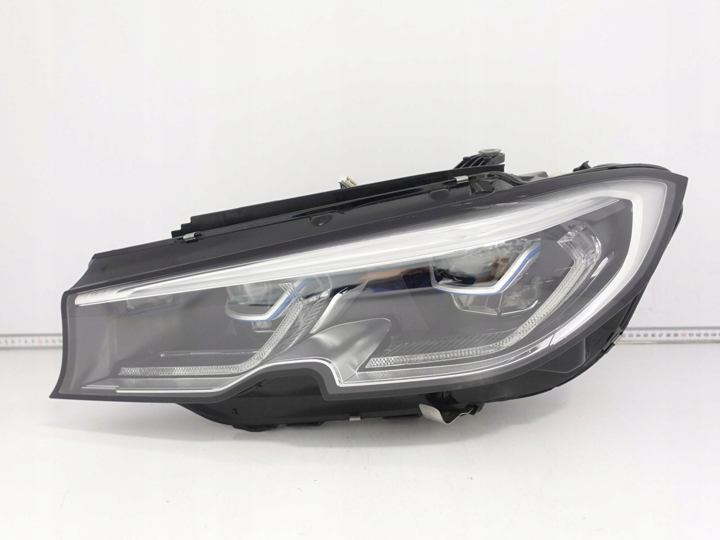 BMW 3 G20 G21 18-22 LASER light left front EUROPA