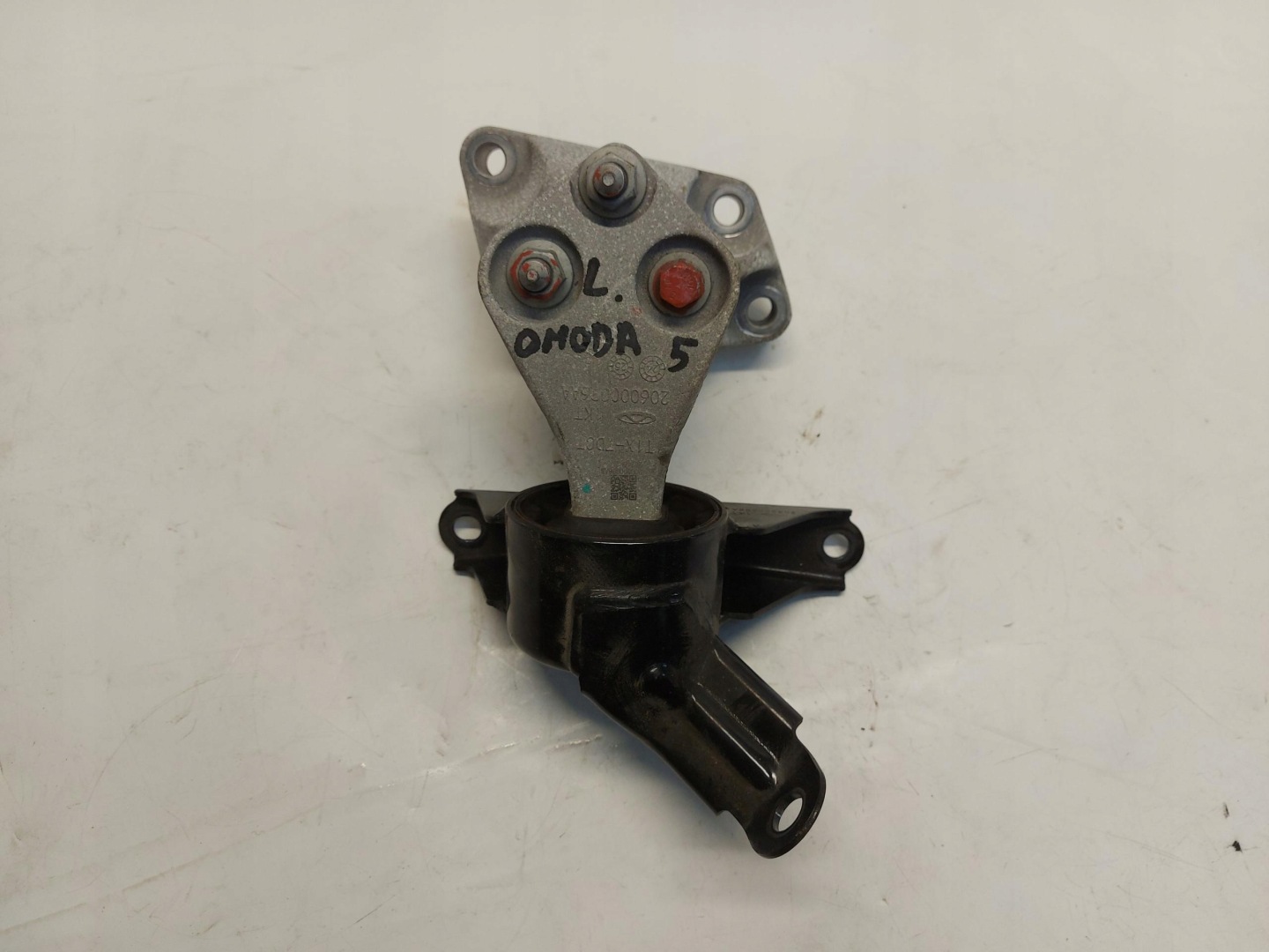 Chery Omoda 5 2024r holder gearbox mount 1.6 gdi 206000096aa
