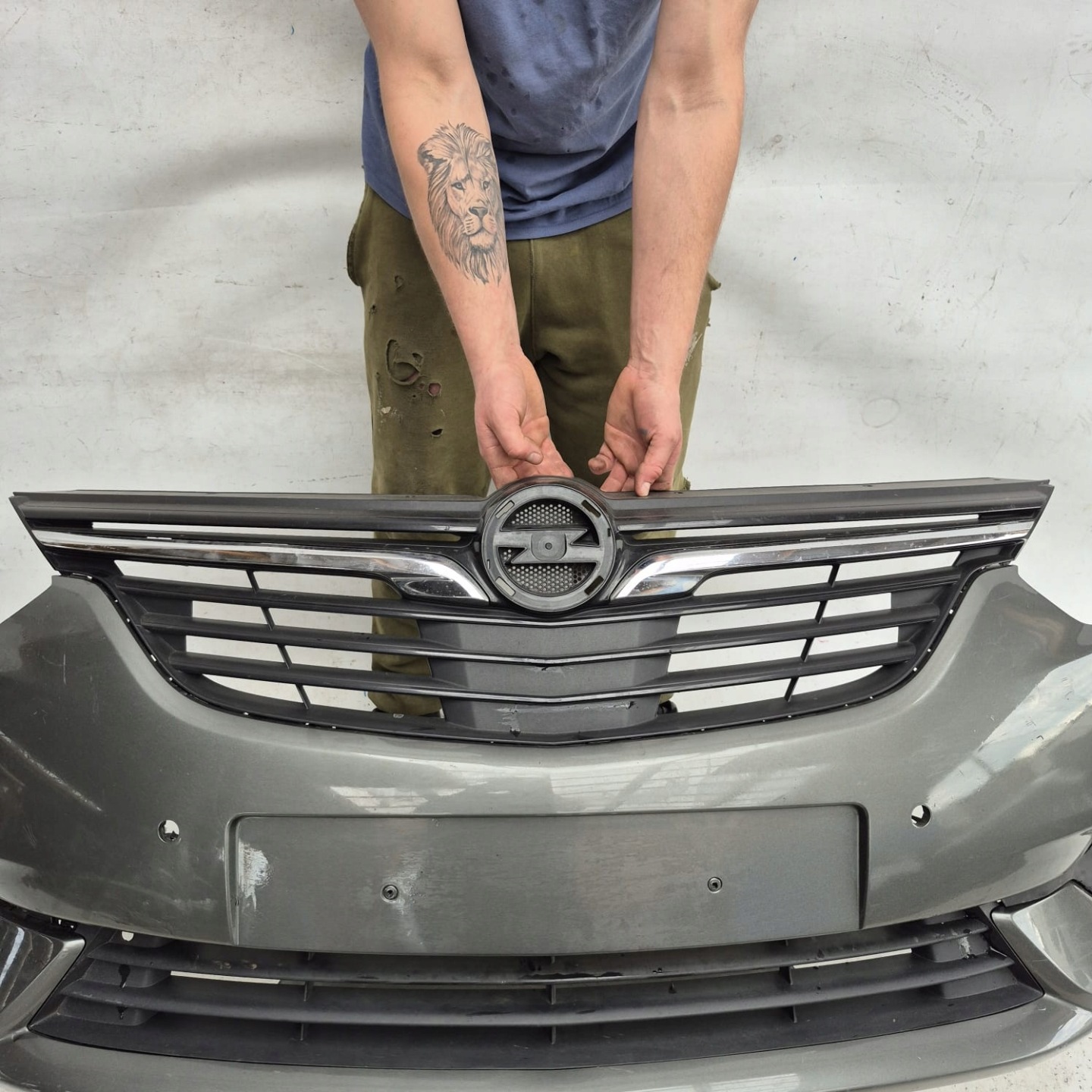 OPEL ZAFIRA C TOURER LIFT 16-19 bumper front front PDC