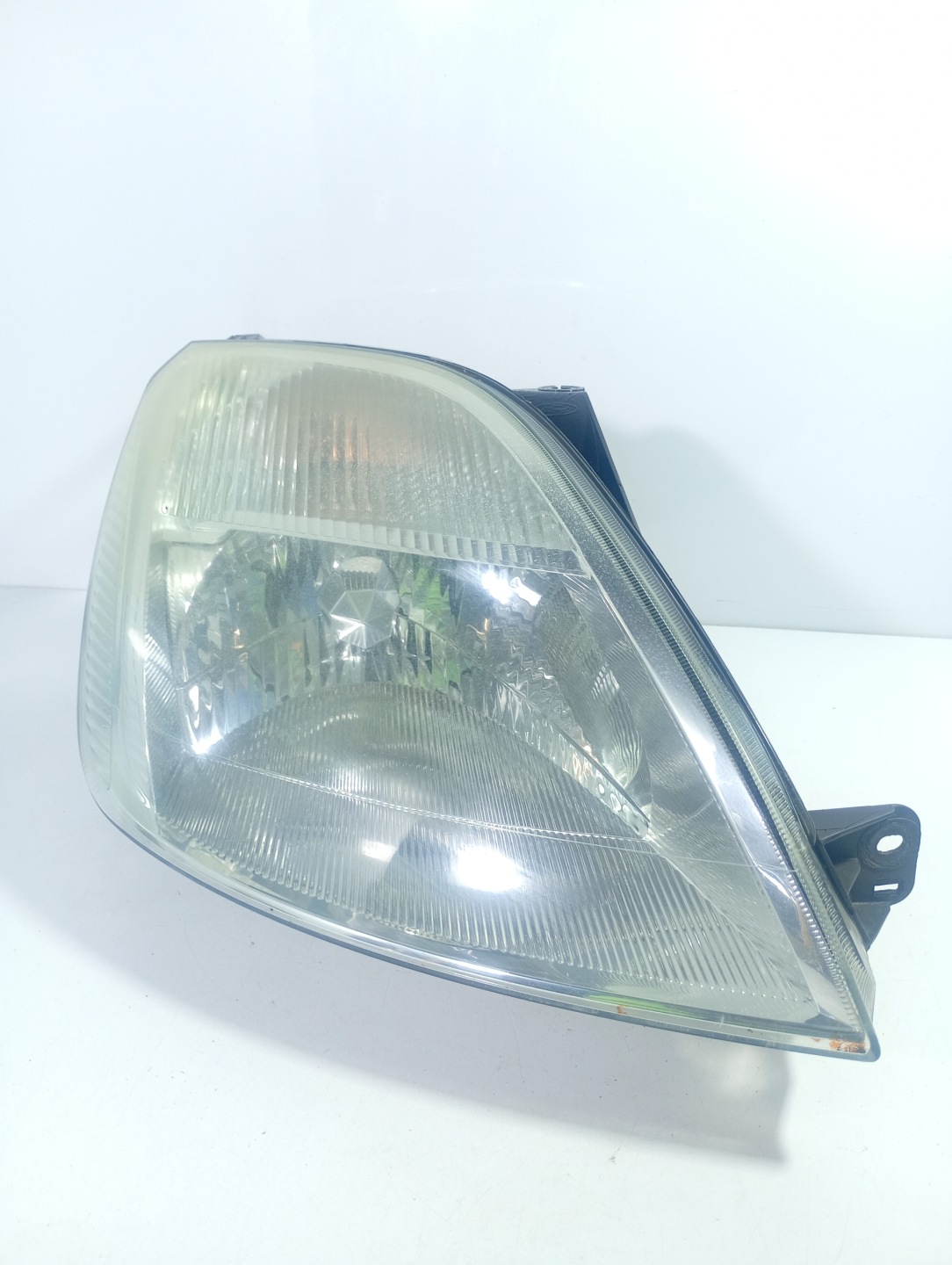 Fiesta MK4 MKIV 95-02 light right front REFLEKTOR right front