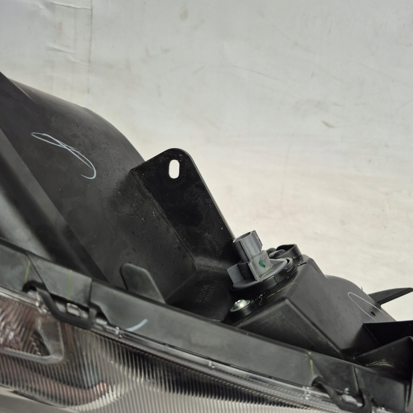 MITSUBISHI SPACE STAR II 2 LIFT 19-24 light front front right