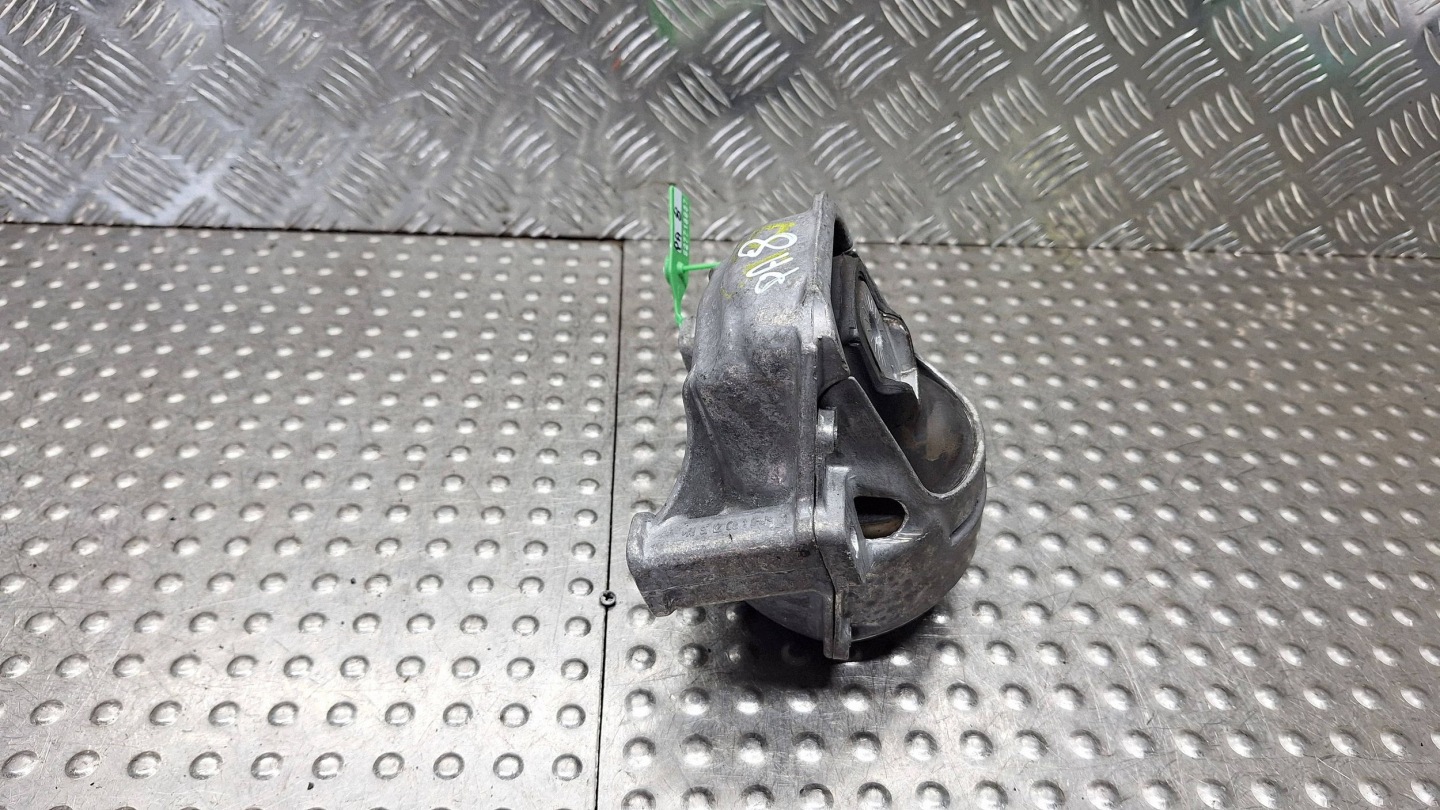 holder engine mount 8R0199381R AUDI Q5 II