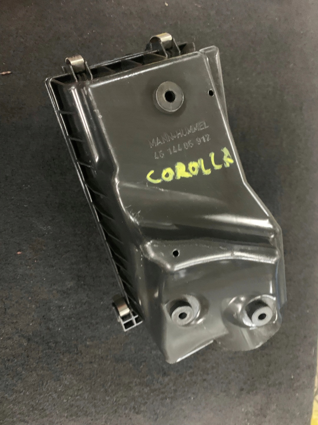 Gehäuse filter luft TOYOTA COROLA AVENSIS T25