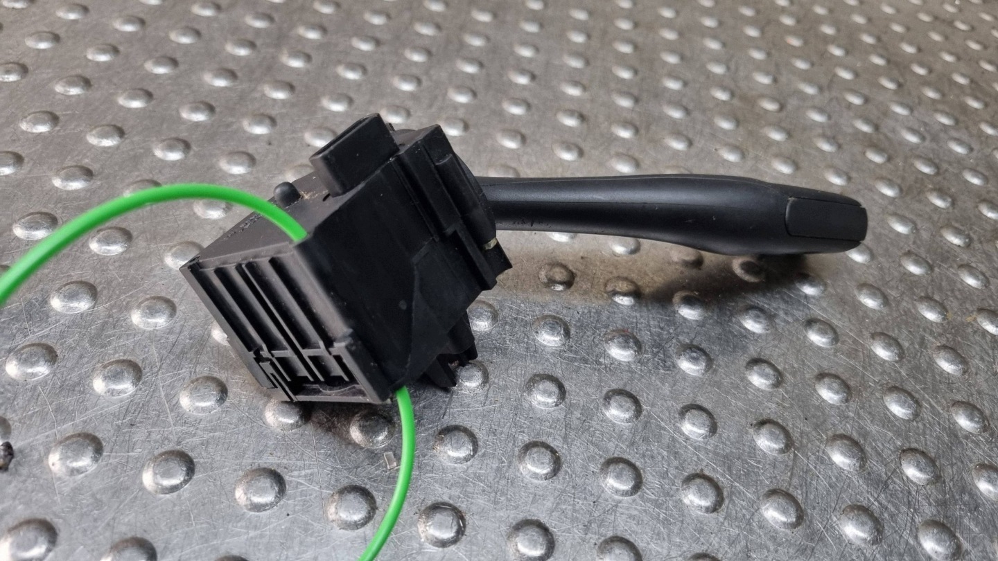 lenkstockhebel wischerschalter 4E0953503 AUDI A4 B7 A6 C6 A8 D3 Q7 4L EXEO