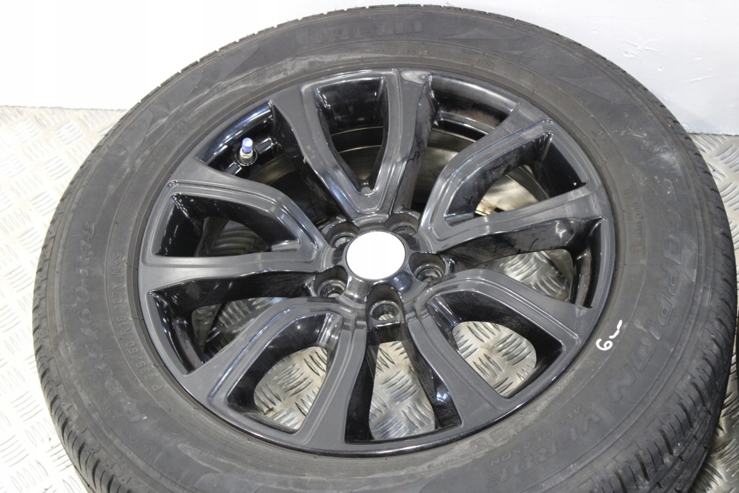 wheels discs disc 235/60 R18 LAND ROVER EVOQUE L538 LIFT