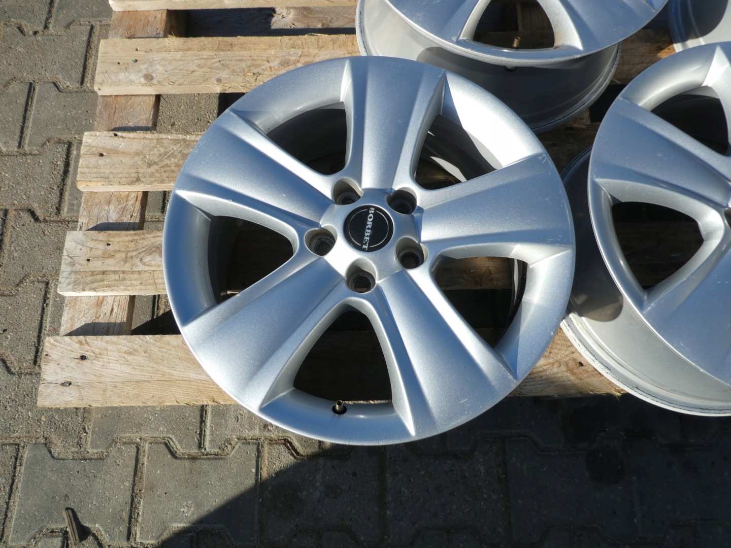 4X discs aluminium disc 5L0601025B SKODA 5X112