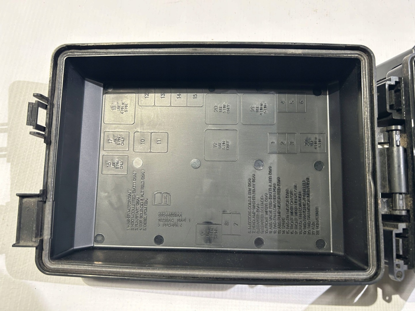 Module fusibles Complète Dodge Challenger 2008r