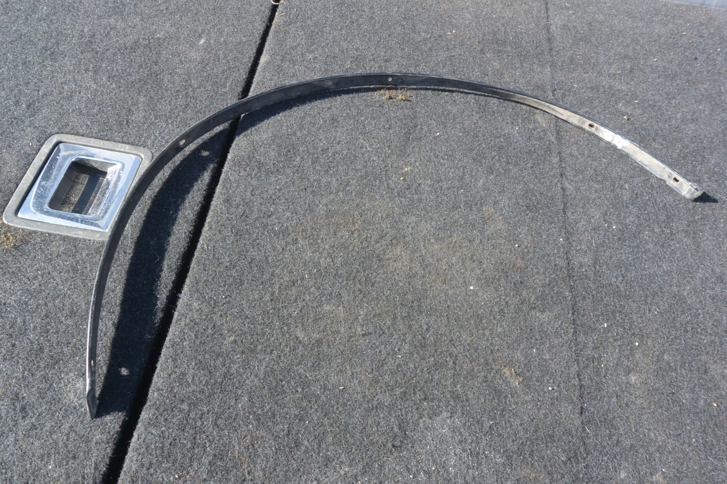 moulding NADKOLA right front original LEXUS GS III 450