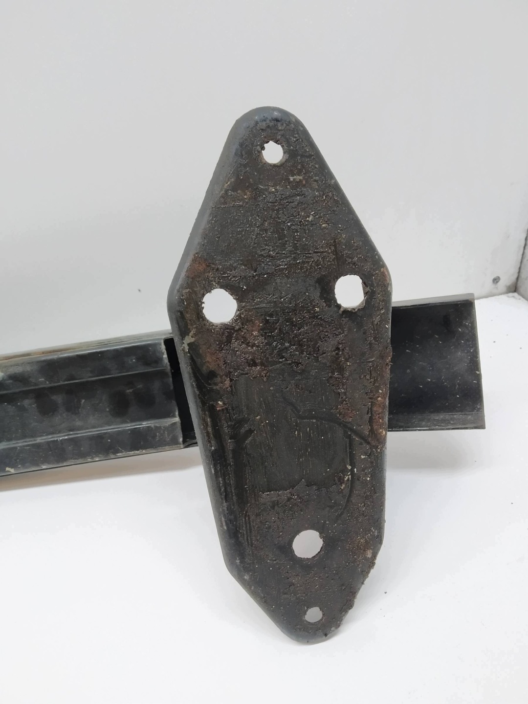 pillar of a bumper sider front Fiat Panda II (2003-2012)