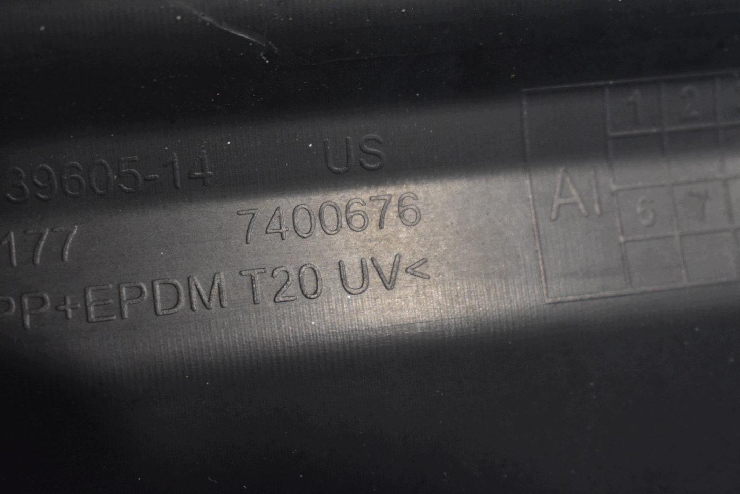perfect condition moulding cap threshold right BMW G01 G02 1