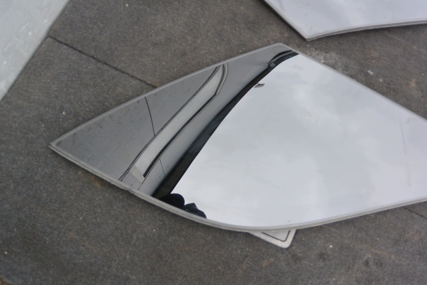 window bodywork right left rear part MERCEDES-BENZ ML-KLASA W164