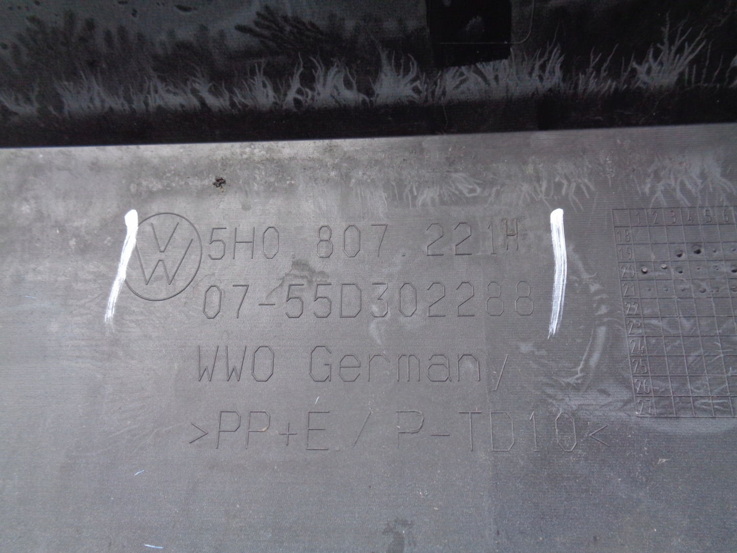 Frontstoßstange VW GOLF VIII 8 5H 5H0 20- NR 44646