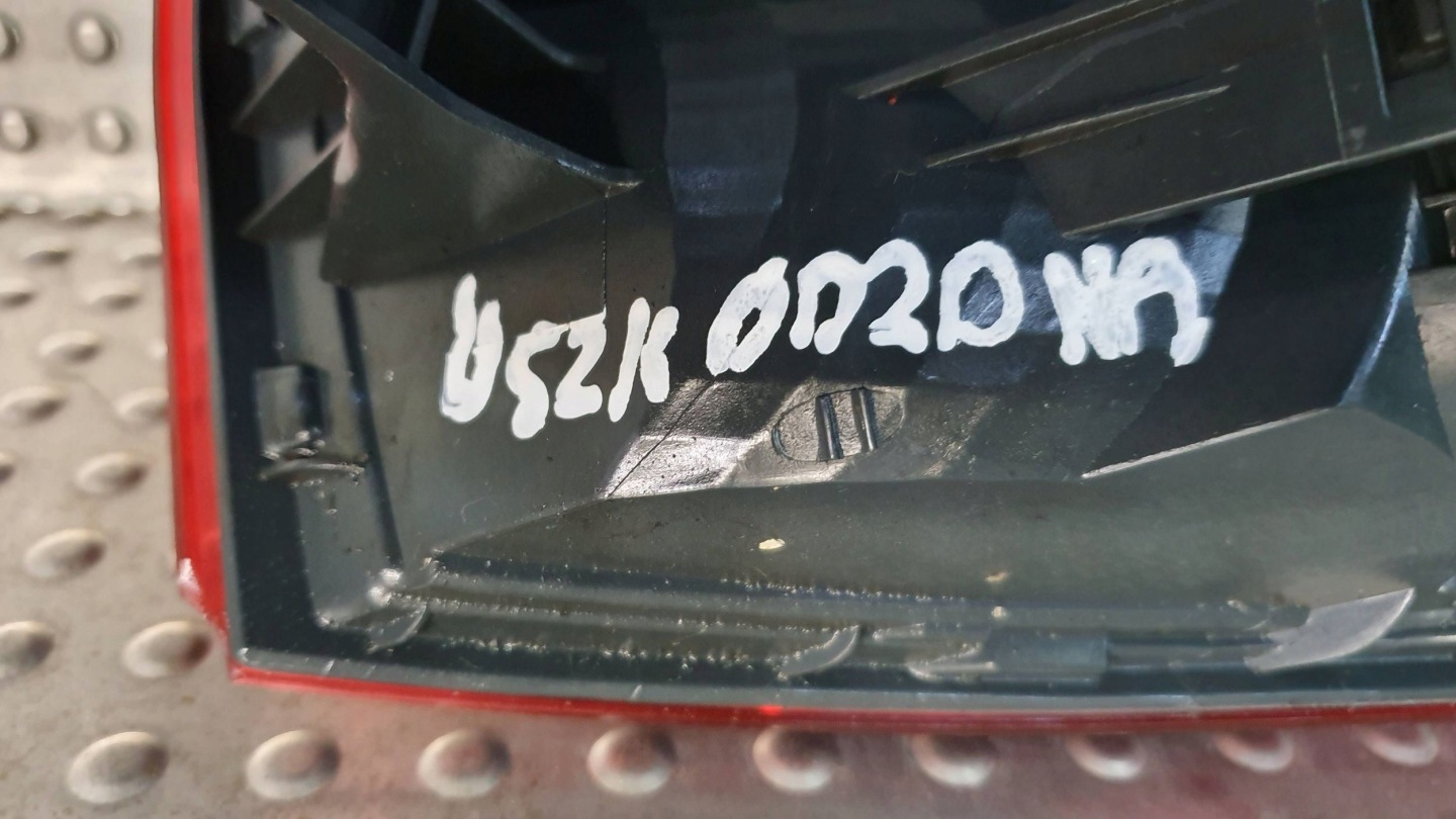 light rear part right BMW 3 F30 11- 7259894