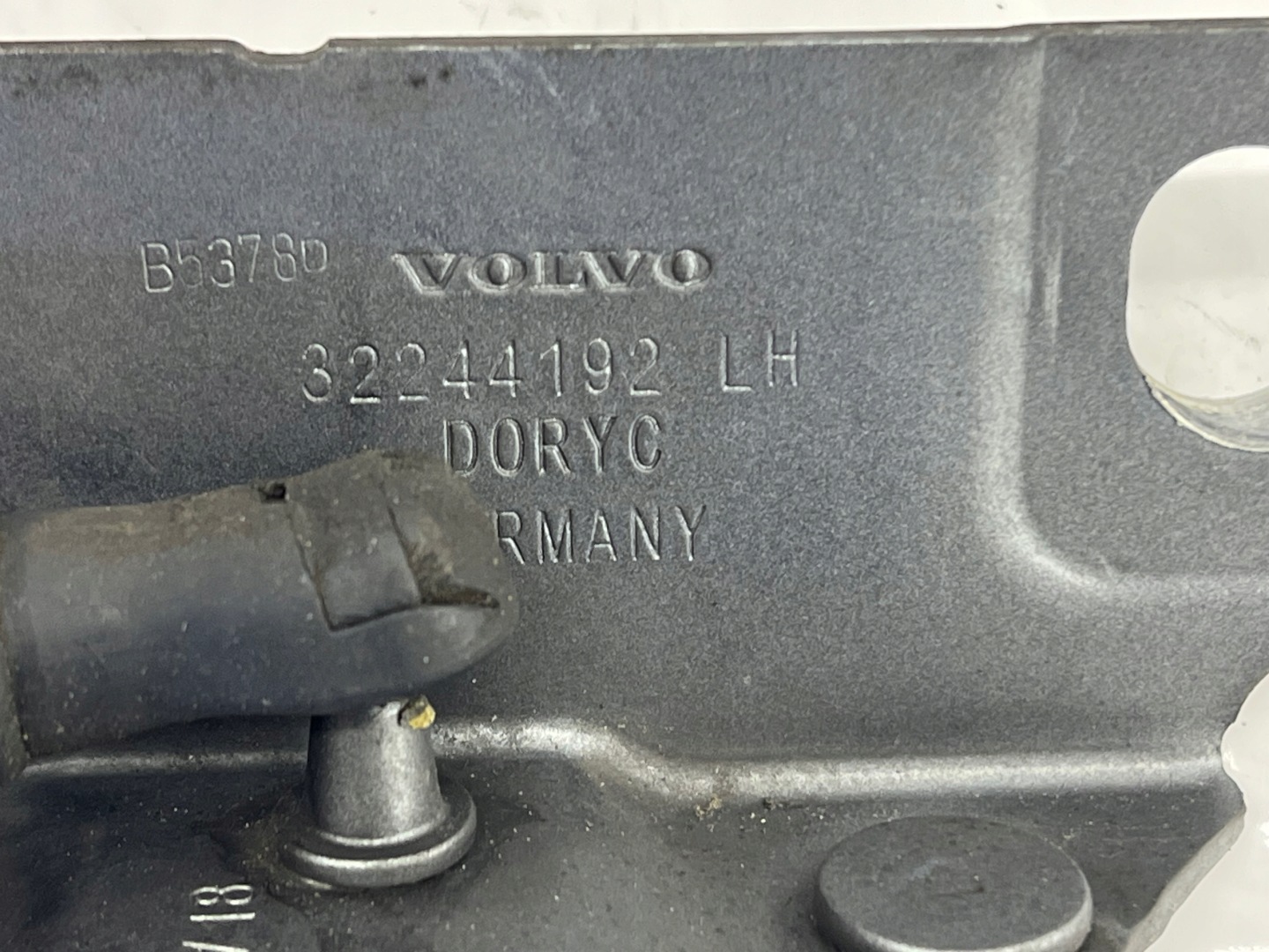 VOLVO V60 II Cerniere cofano 714-16 + NABOJE KOMPLET 32244193 32244192