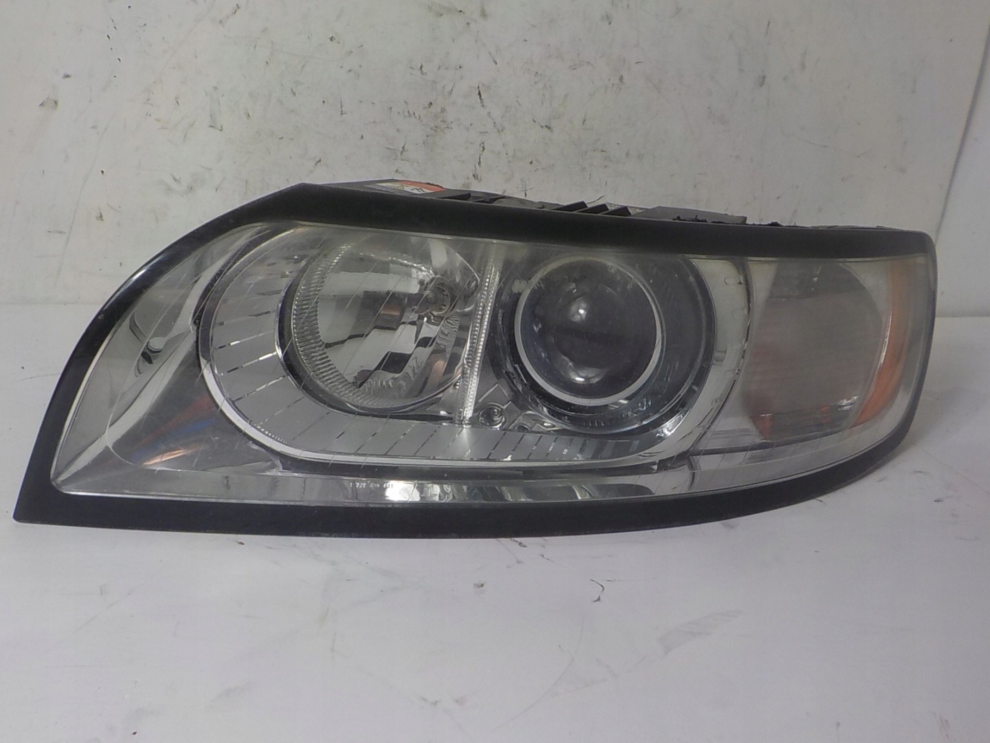 VOLVO V50 XENON LIFT light left front front UK 31265711 LH