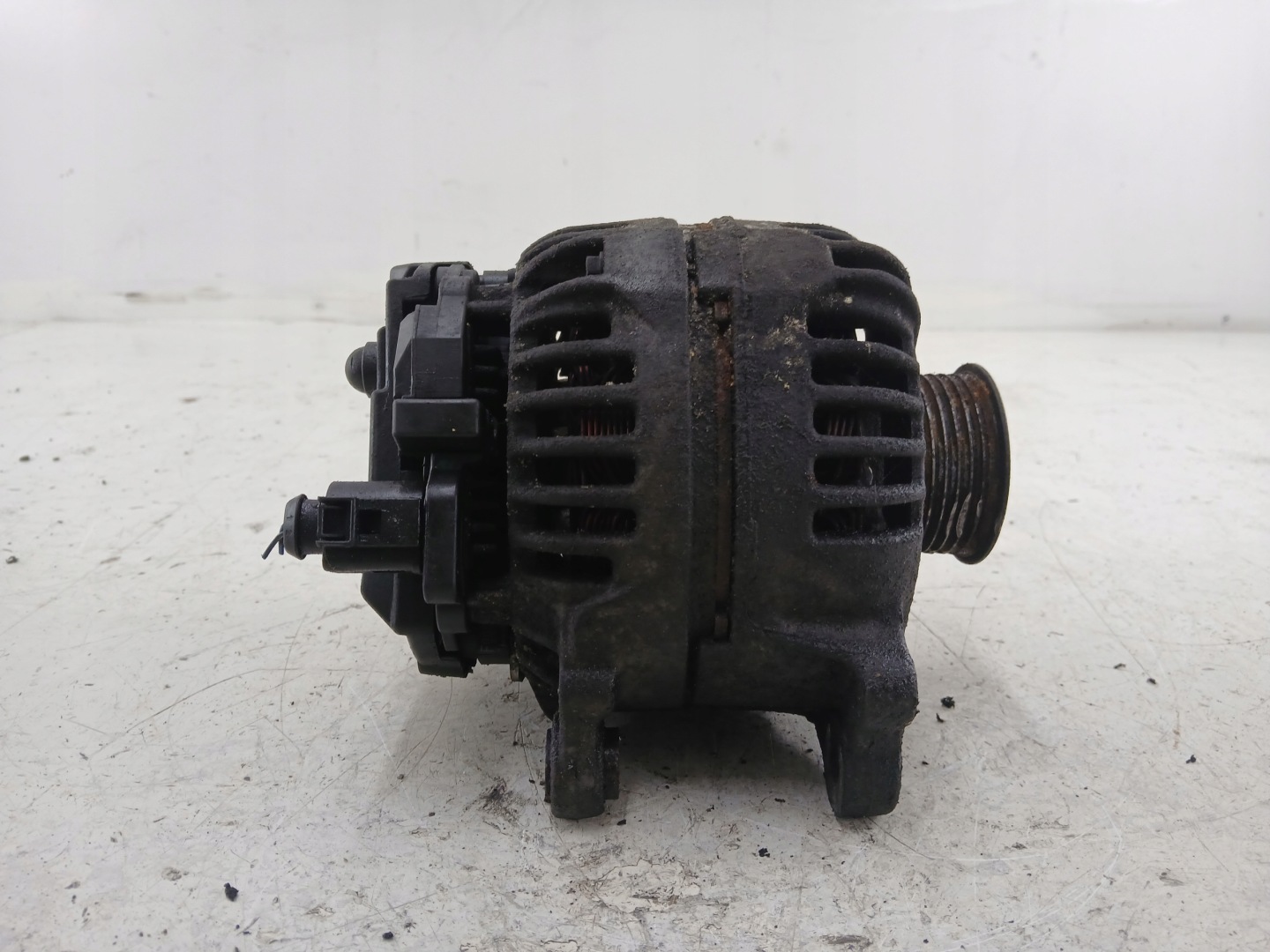 AUDI A4 B7 3.0 TDI alternator 059903023B 140A
