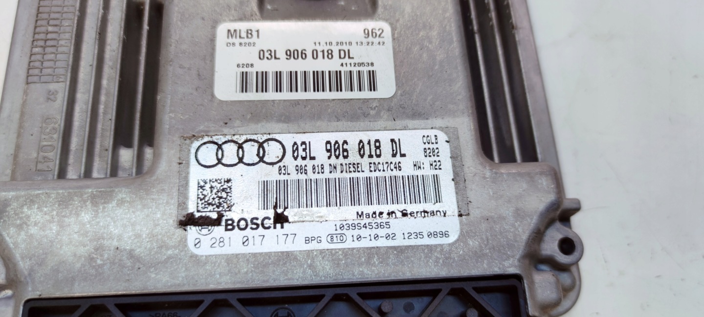 computer control unit of the engine AUDI Q5 8R 2.0 TDI CGL 03L906018DL
