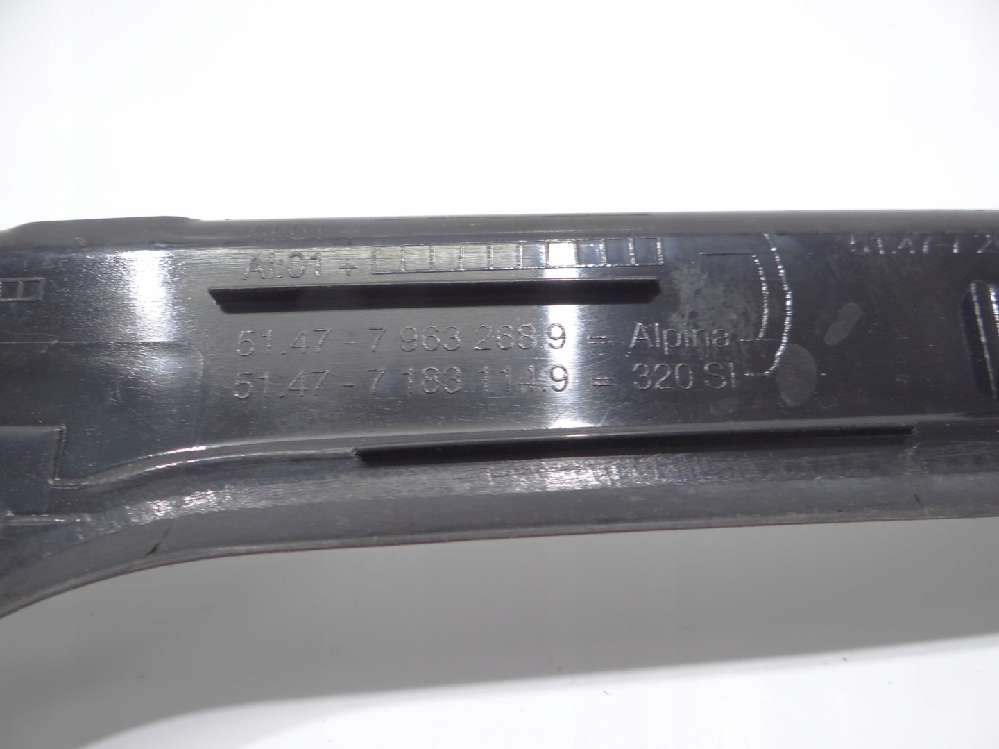 moulding cap threshold right rear part BMW E90 7906900
