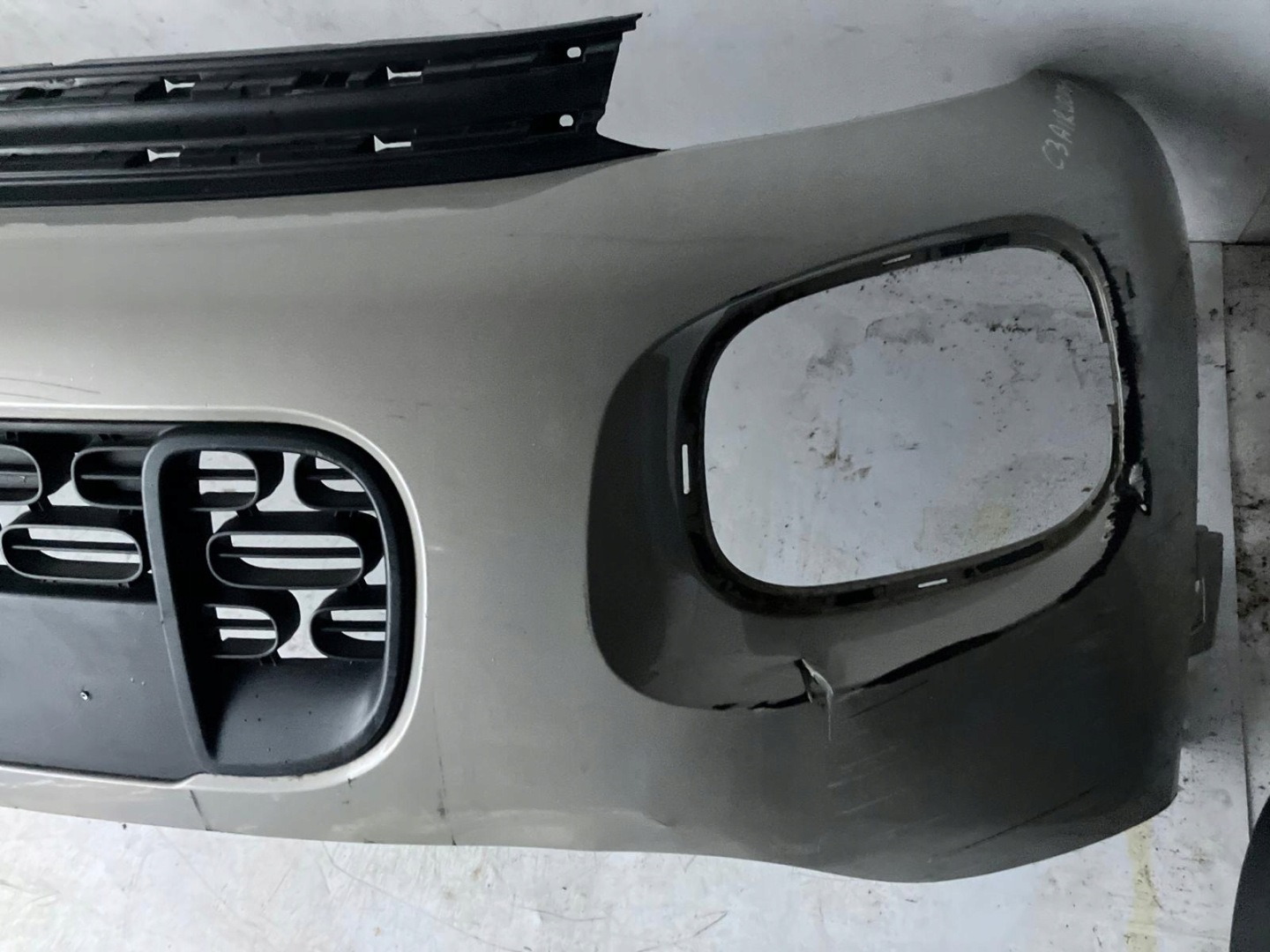 bumper front grill grille grid CITROEN C3 AIRCROSS KVJ