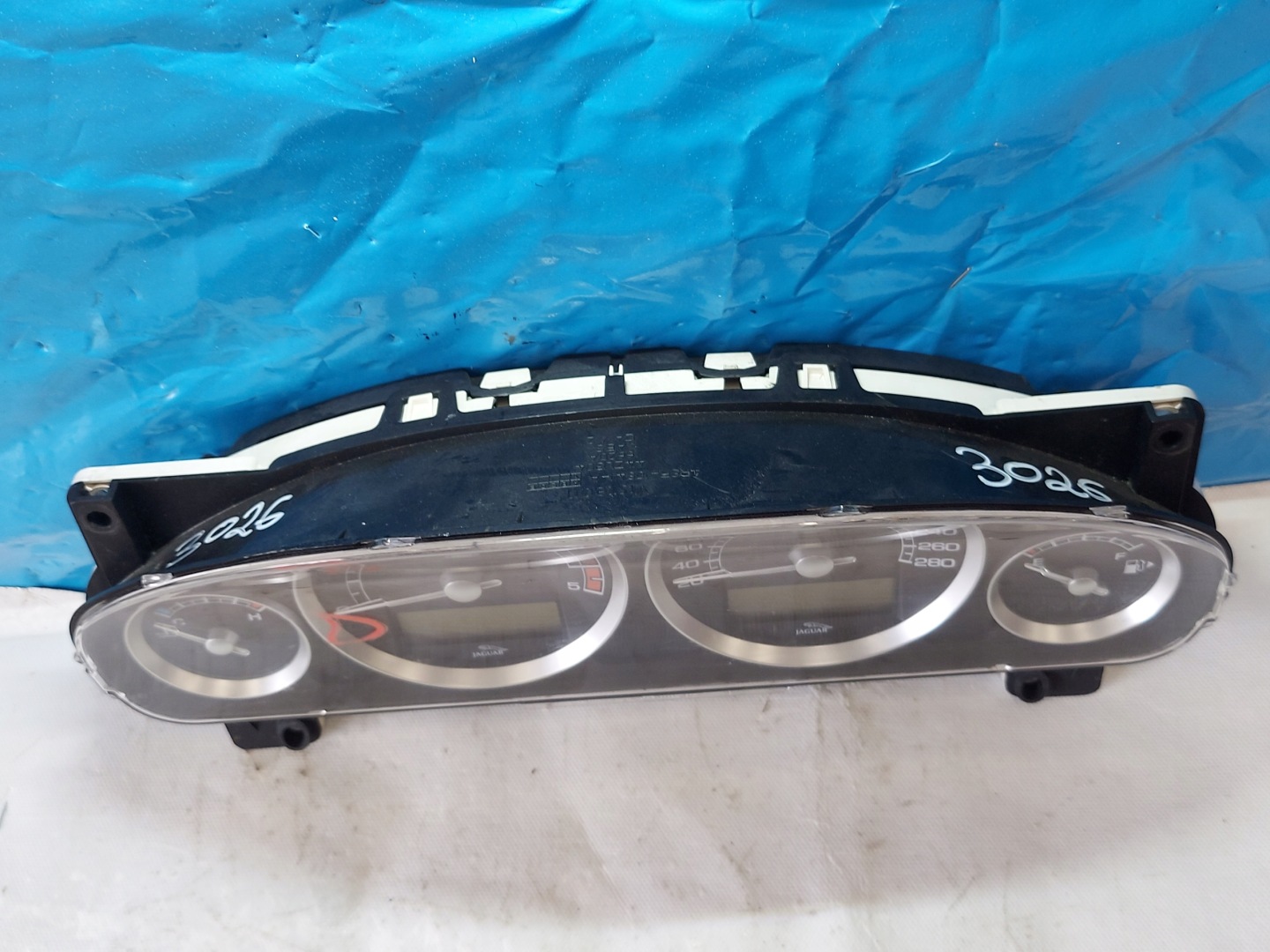 dials clock JAGUAR S-TYPE 2.7 V6 4R8F10849JE
