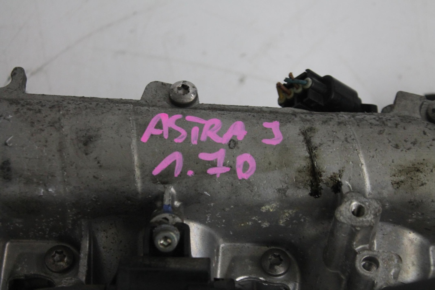 intake manifold 8973858235 ASTRA J 1.7 CDTI