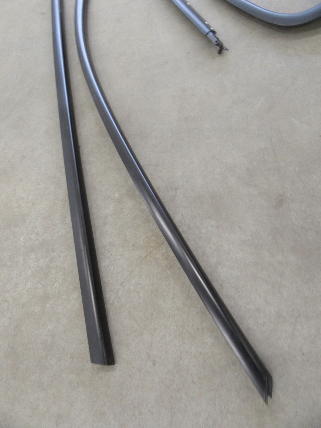 mouldings exterior ozdobne BMW e91 black MAT