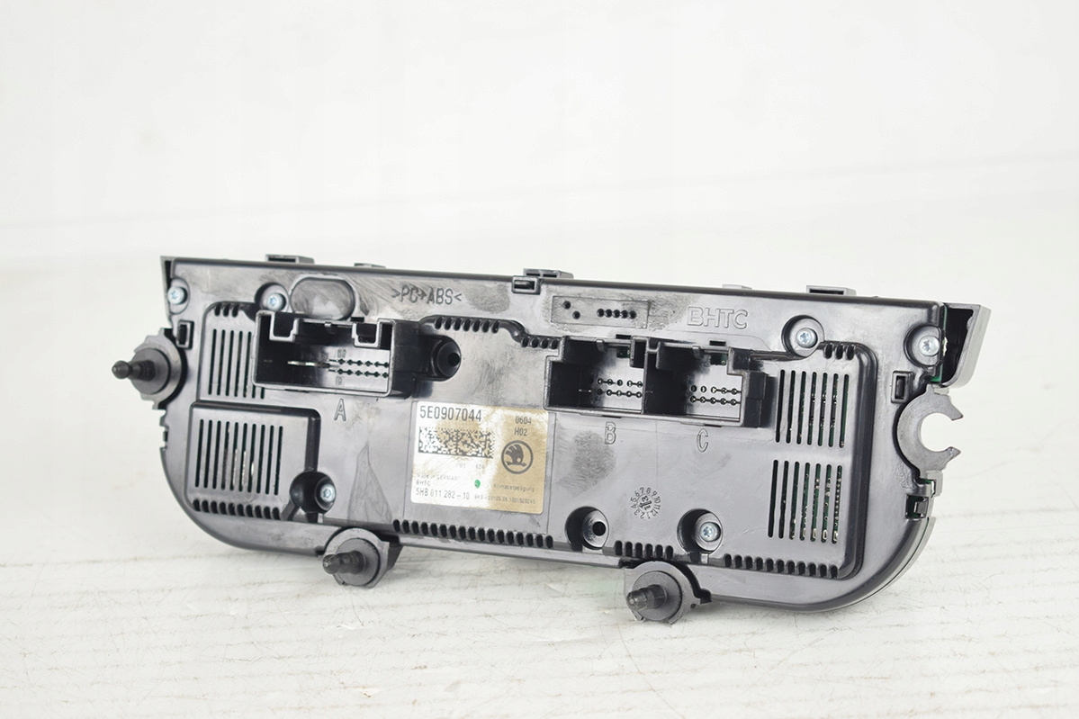 Unite commande clima Bouches buses SKODA OCTAVIA III 5E0907044AB