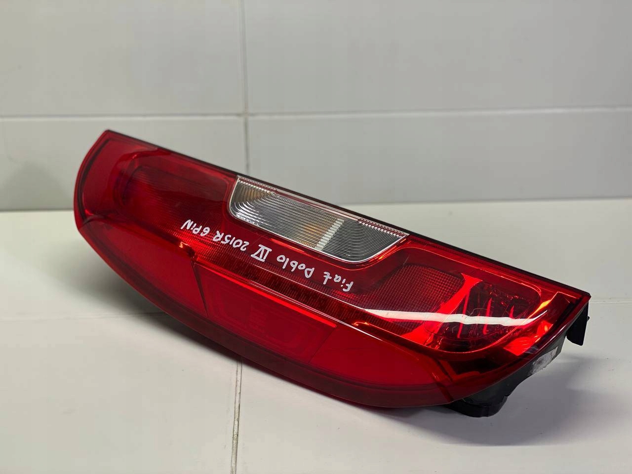 light rear left side Fiat Doblo 2 2015 51974250
