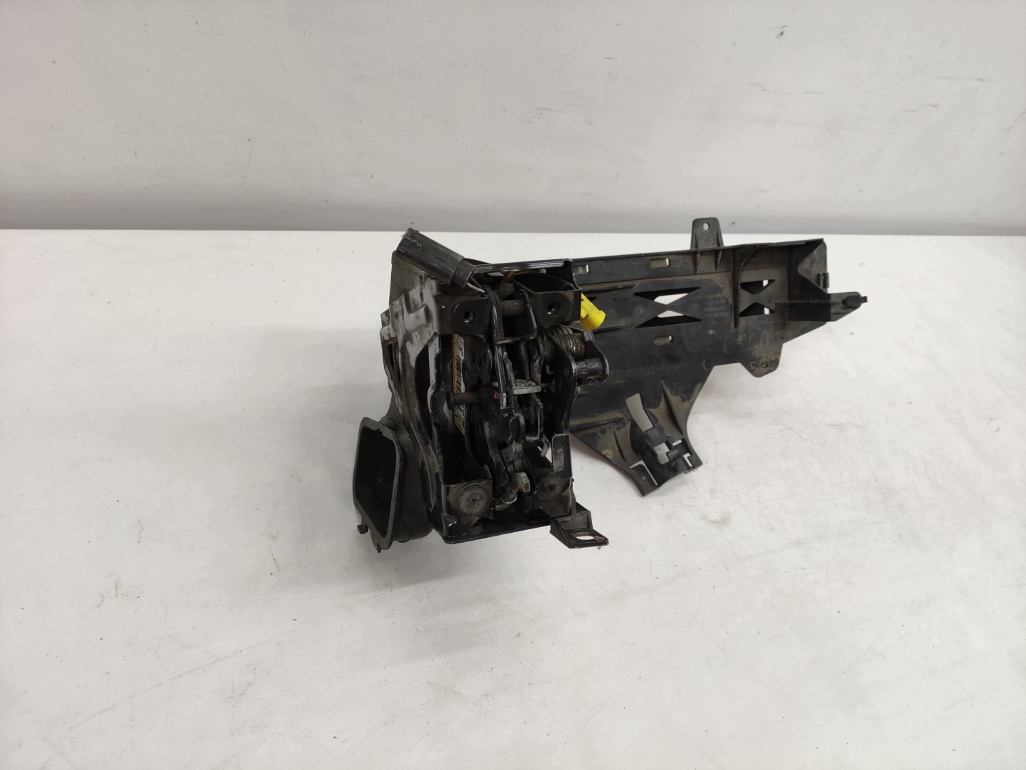 BMW 5 V F10 F11 09- support panel for radiators OKULAR left front original