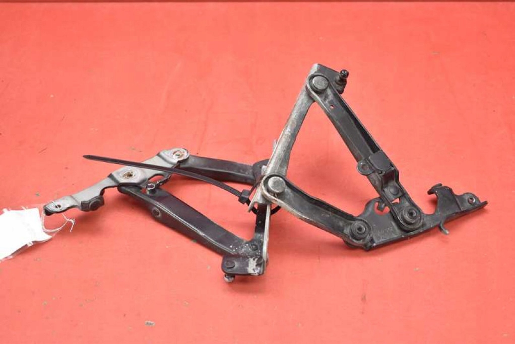 hinge bonnet hinges MERCEDS CLS C219 W219 04-08