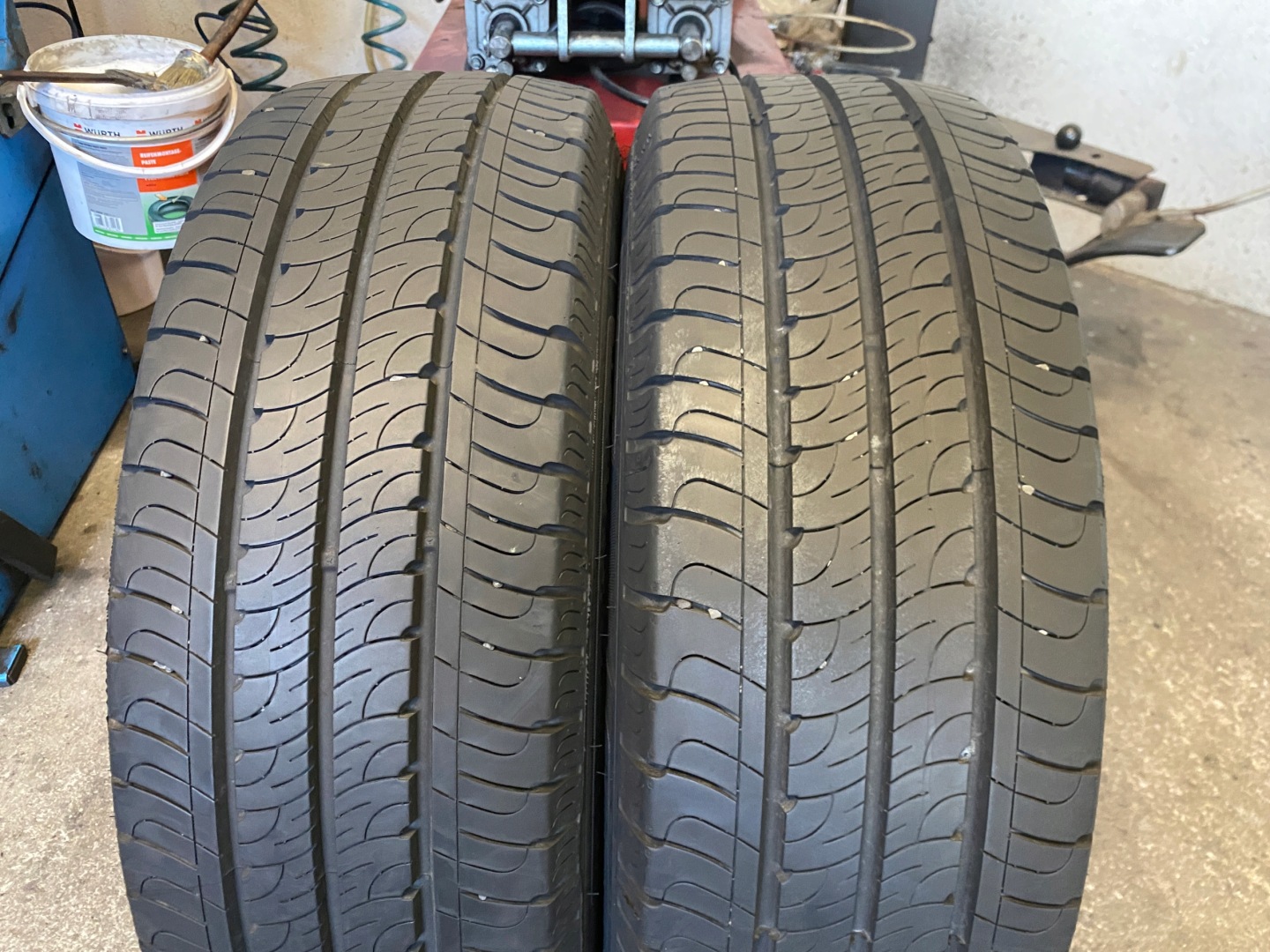 2 tyres summer 215/65R16C Goodyear EfficientGrip Cargo as new 8mm