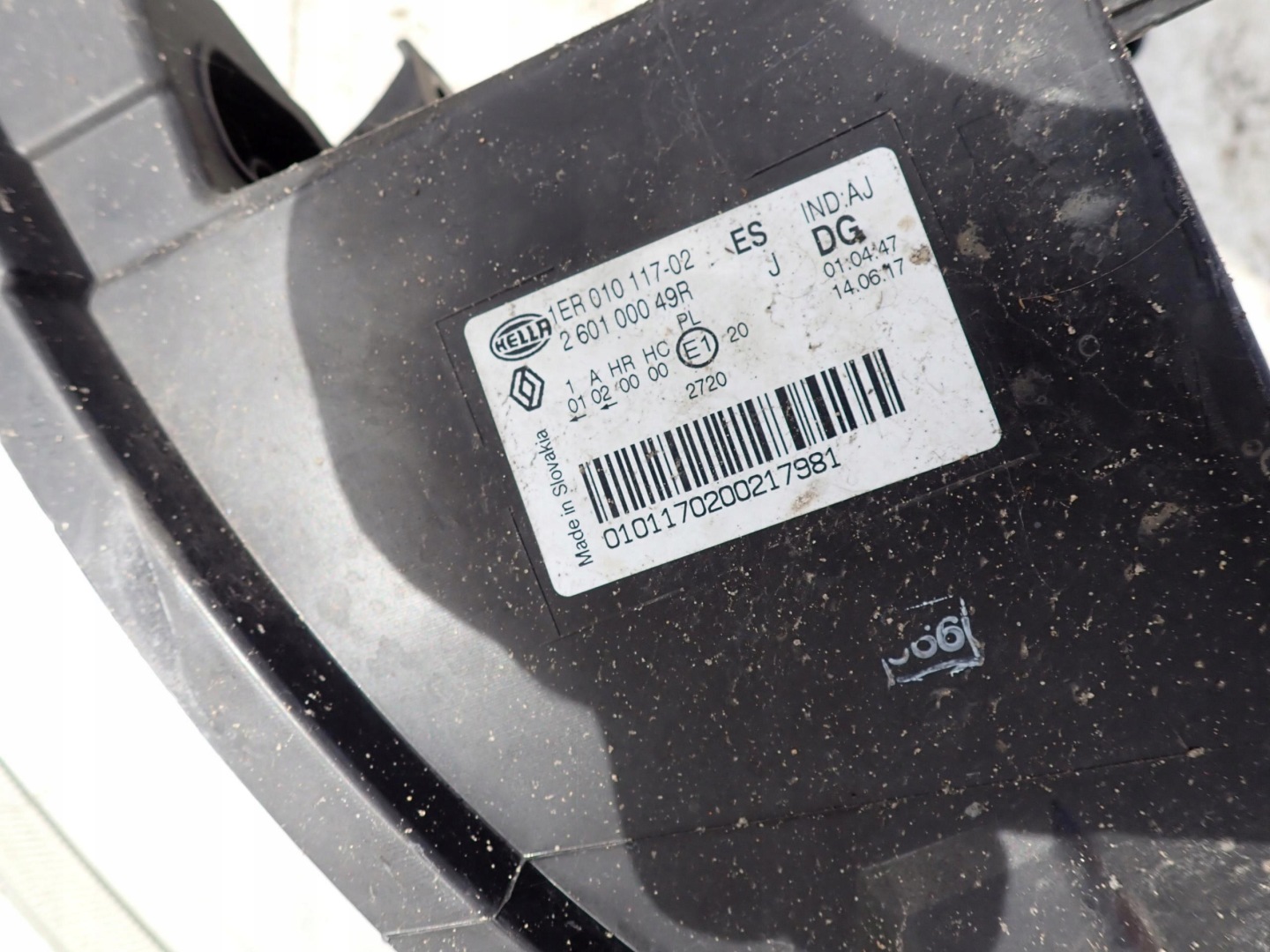 RENAULT MASTER III 10-19 PUSZKA light front right
