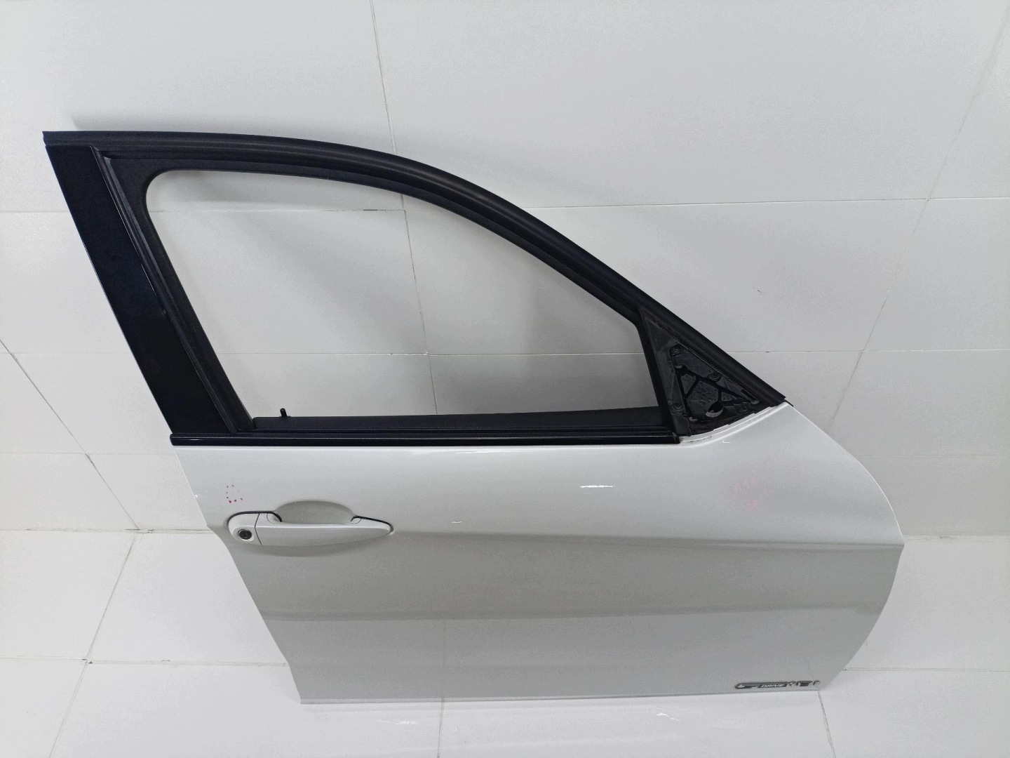 dveře předek pravá strana BMW X1 E84 2011