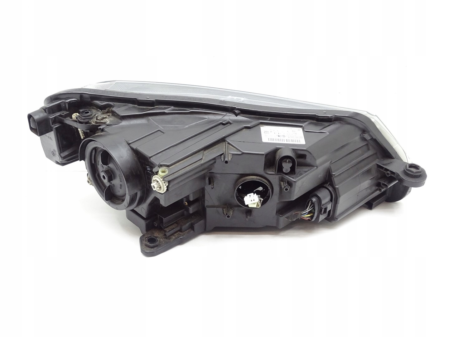 REFLEKTOR light left front front XENON LED SKODA SUPERB III 3V2941015A