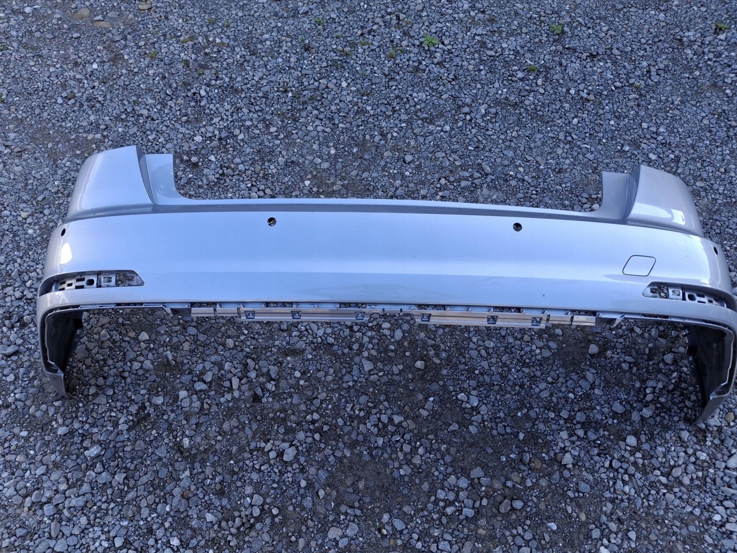 Stoßstange hinten AUDI A6 C8 Sedan 2018R->