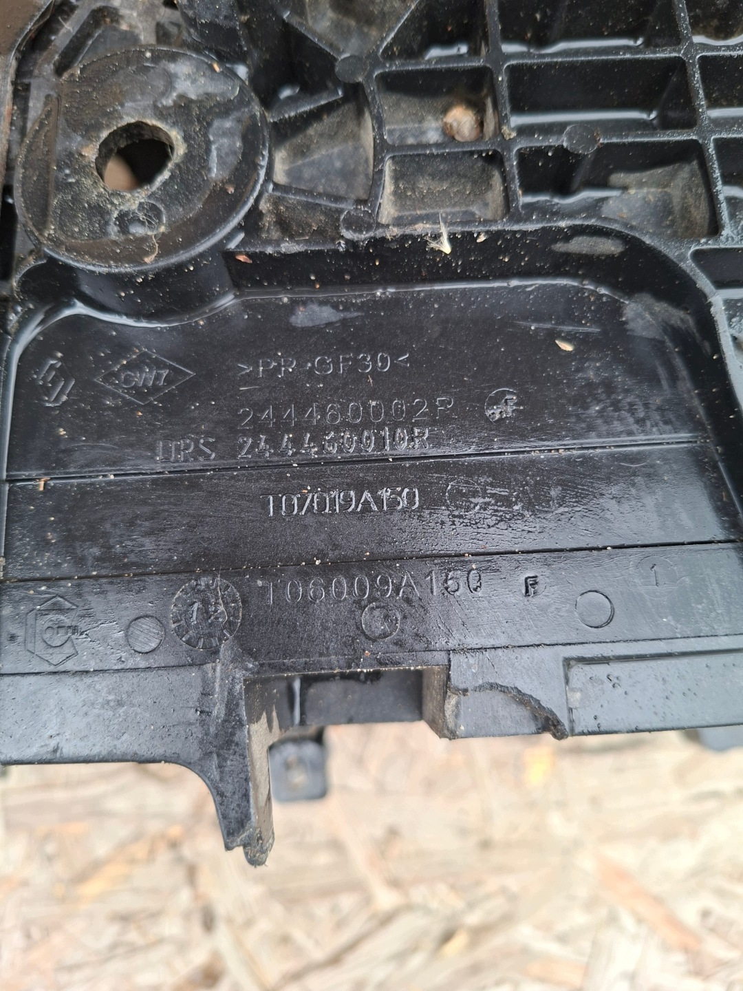 držač akumulatora RENAULT MEGANE III 244460010R