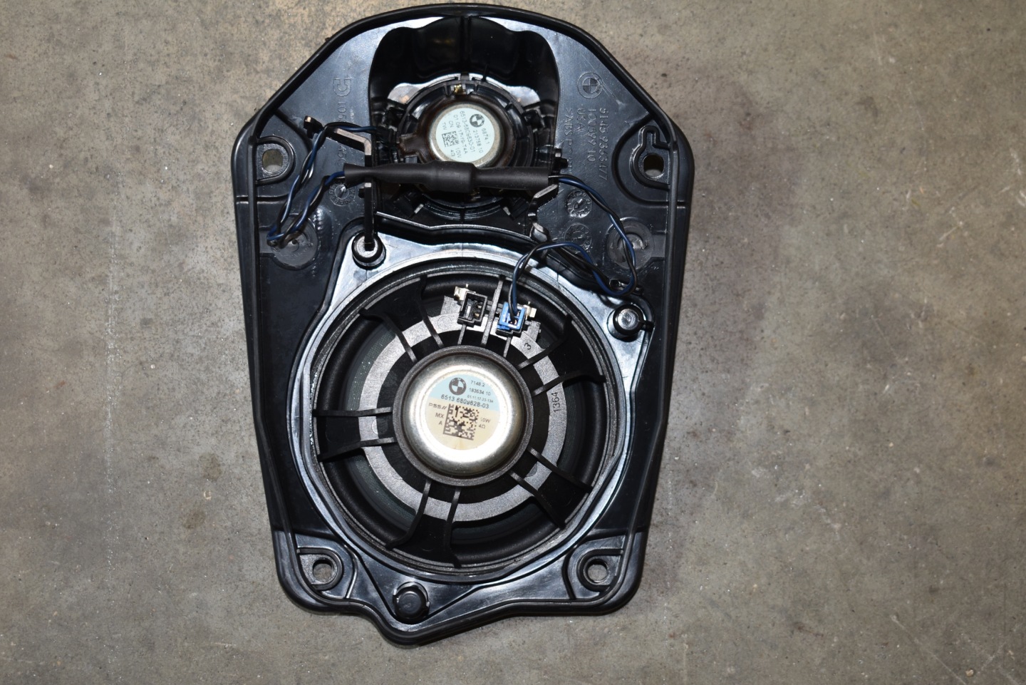 IDEALNY speaker CENTRALNY consoles BMW G01 G02 1