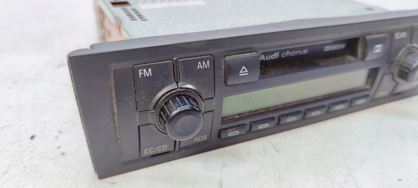 RADIO AUDI CHORUS AUDI A3 8P 8P0035152B