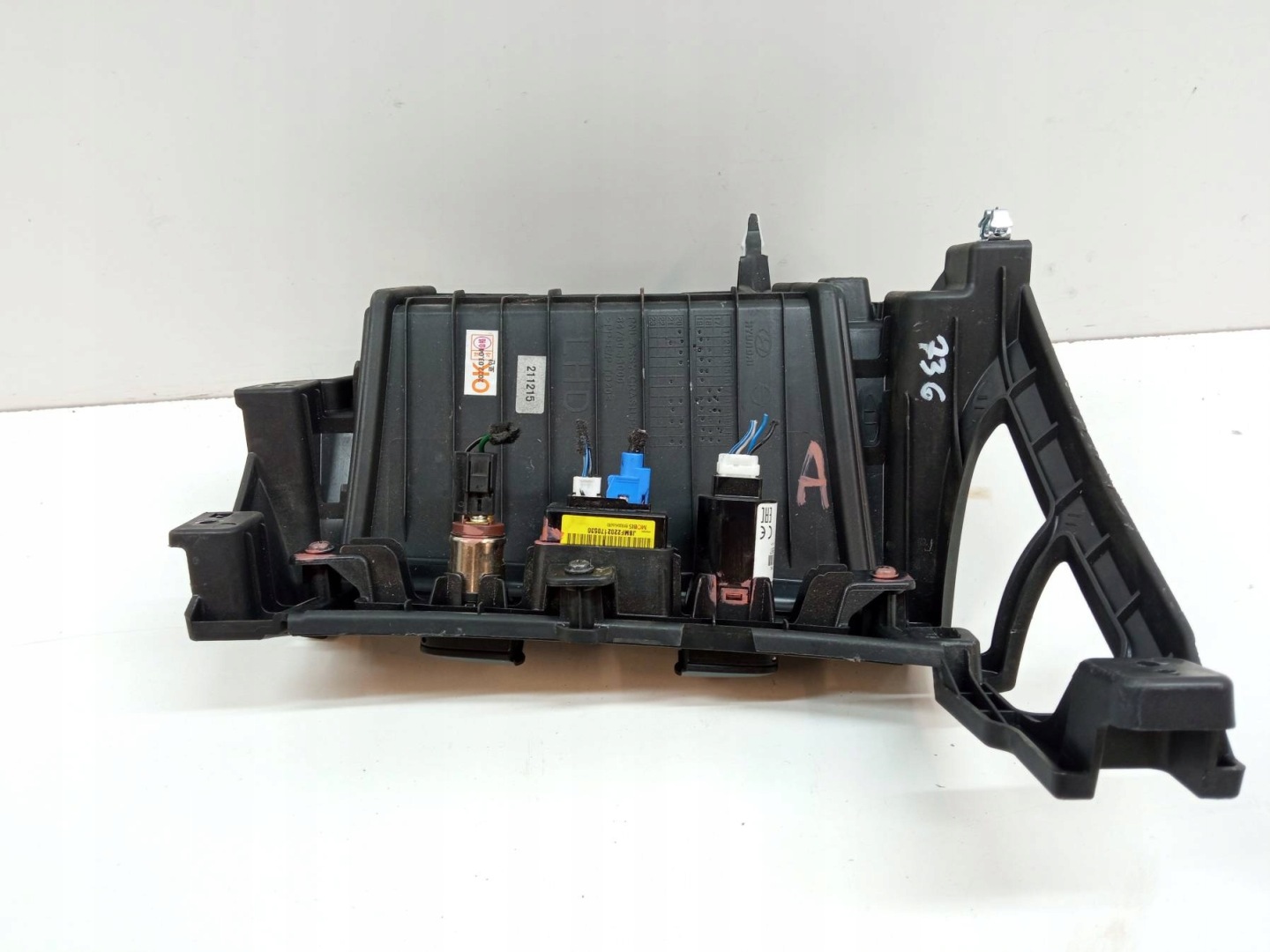 adapter USB 84760J3000 Hyundai Veloster II (2018-2022)