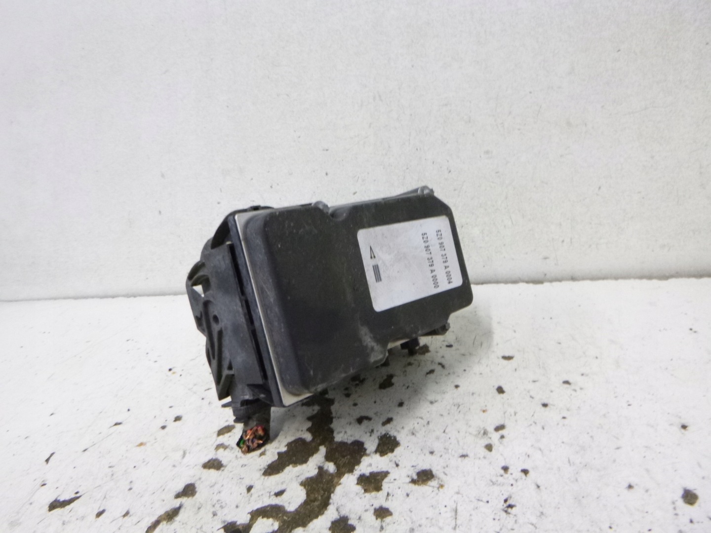 pump ABS control unit VW Fox Polo 9N 1.2 5Z0614117B 5Z0907379A Bosch
