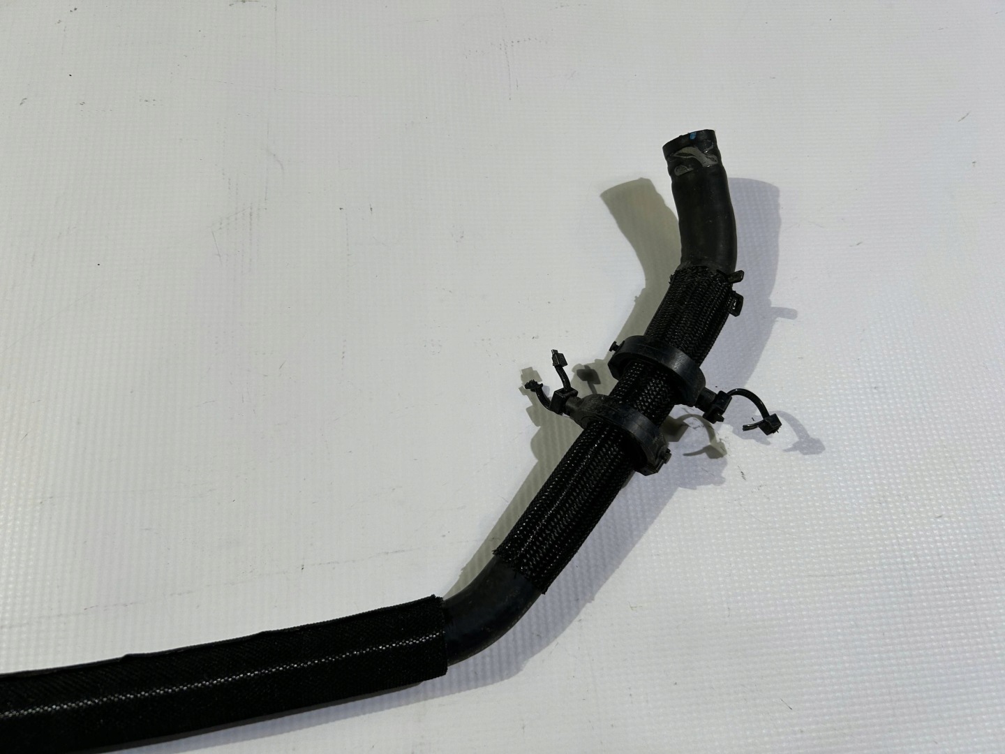wiring wodny pipe hose radiator chlodzenia Chrysler Pacifica 2017-2026