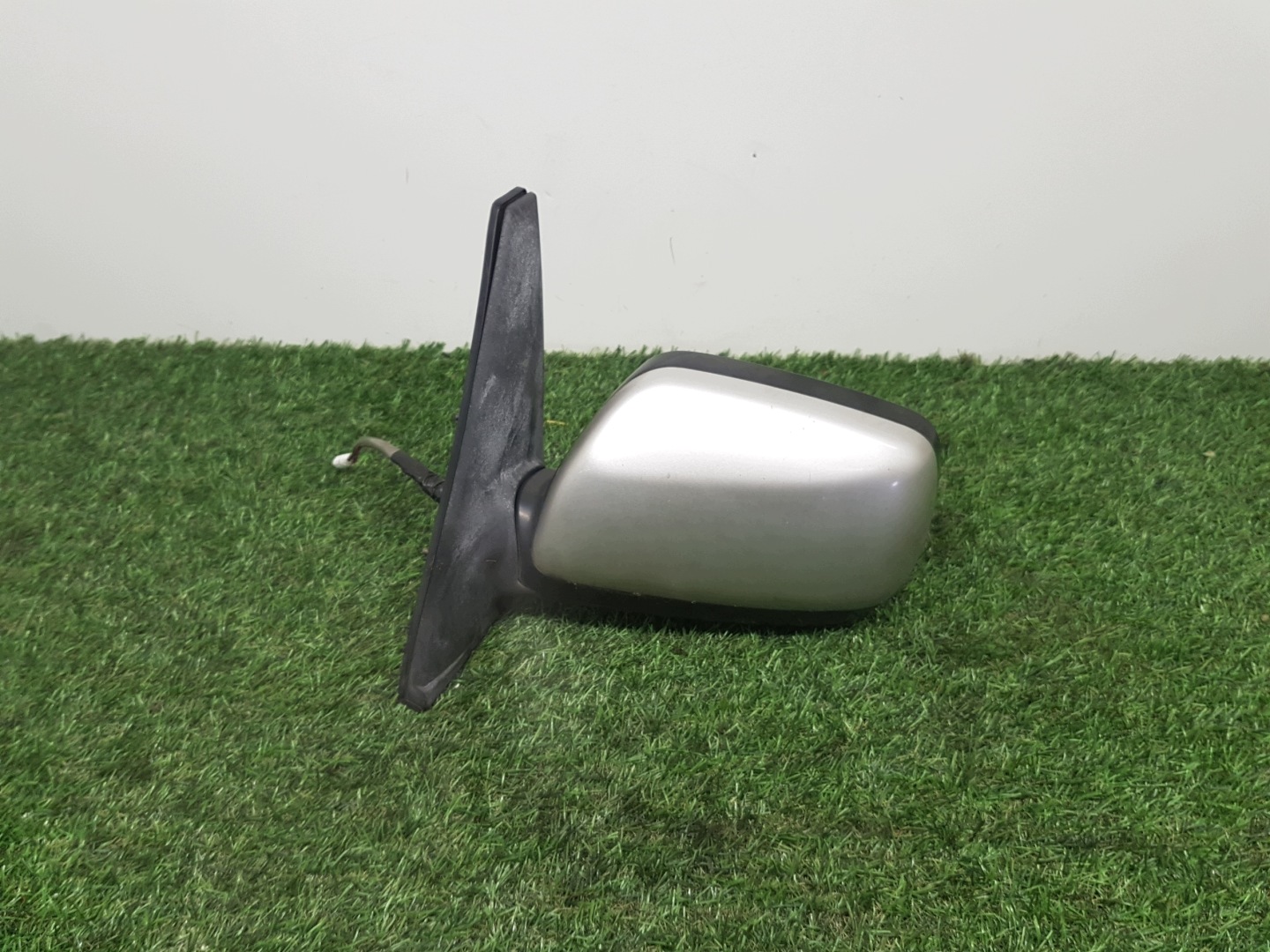 mirror left electrics TOYOTA COROLLA VERSO E4012153