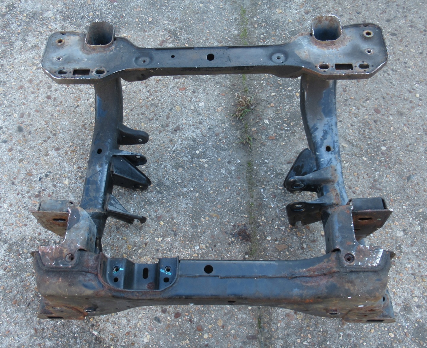 JEEP CHEROKEE WK 08R axle beam subframe sider front