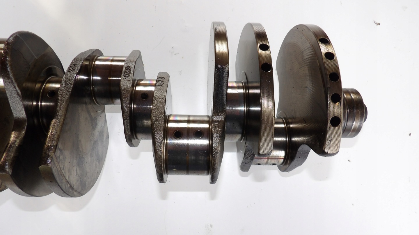 AUDI A8 D3 4.0 TDI ASE crank 057D