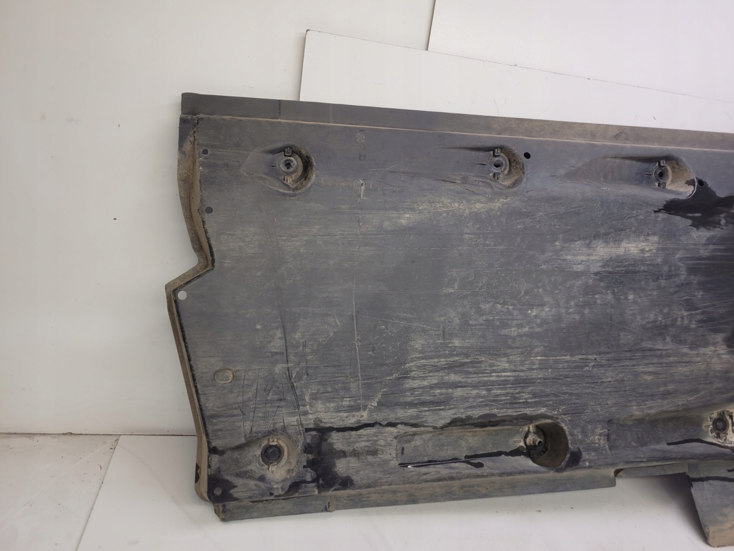 Blende Abdeckung abdeckung Unterfahrschutz rechts AUDI A1 VW 6R0825202