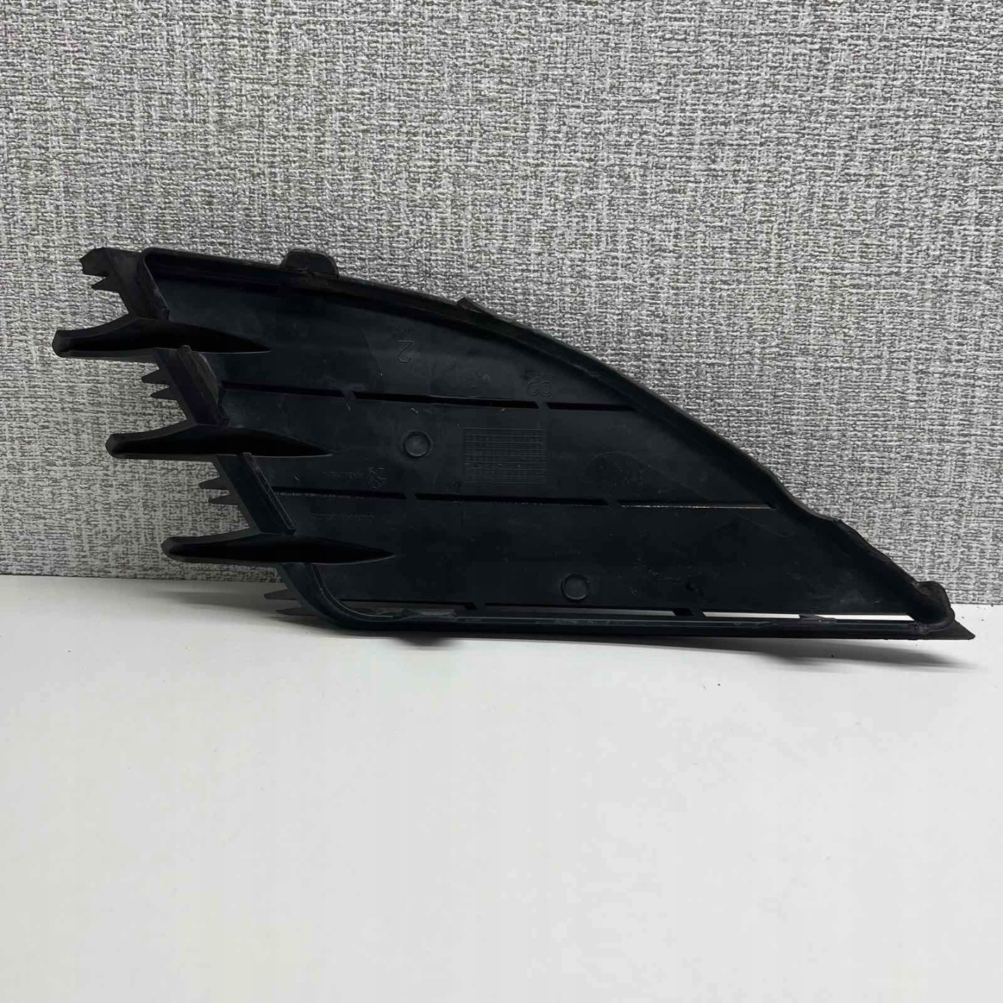 PEUGEOT 308 II T9 grid of a bumper front front left AA36136874