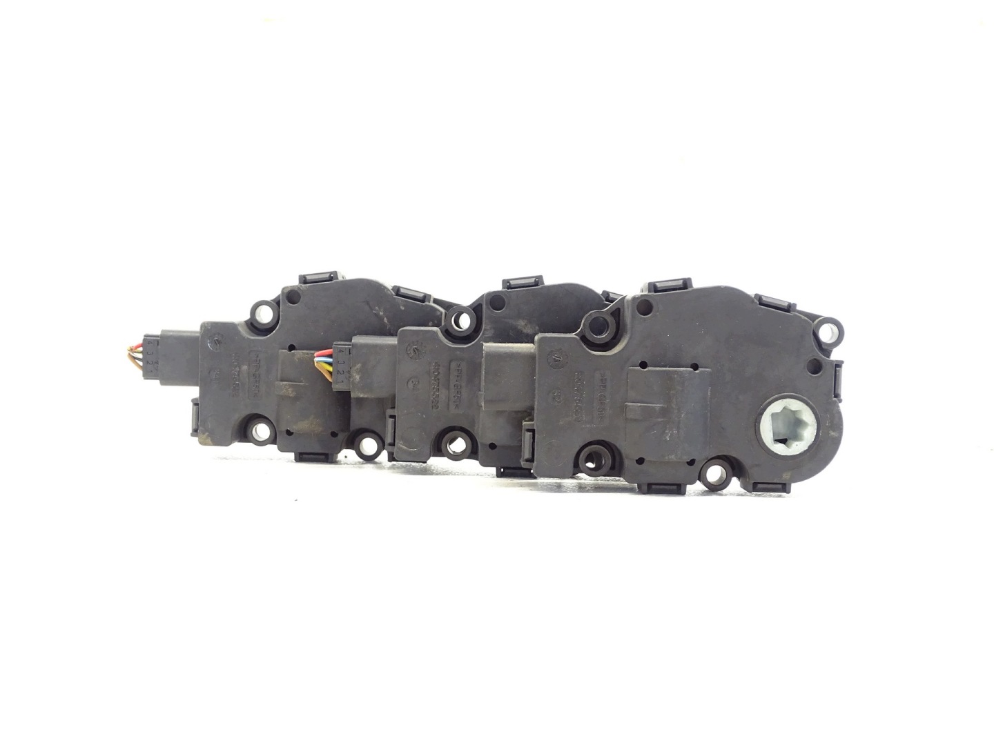 motor topení BMW F25 EFB436