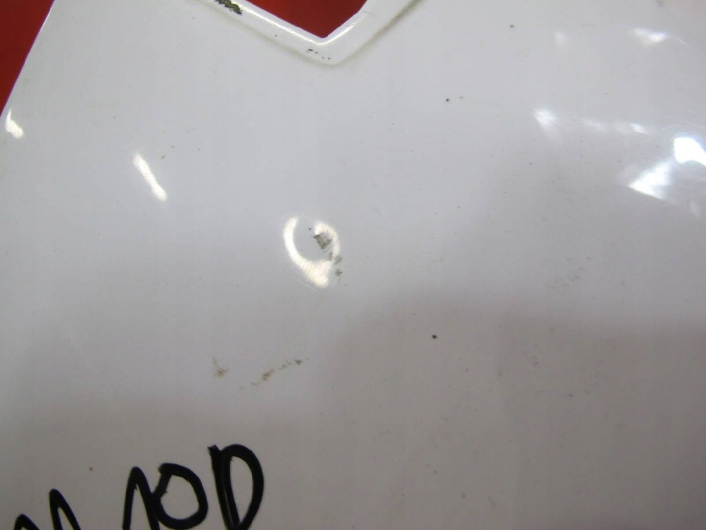 OPEL ASTRA H 3 III (A04) 04- fender front right BIALY Z40R