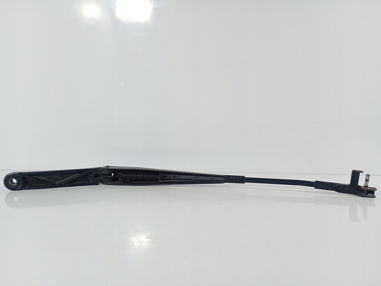VW GOLF V wiper arm left